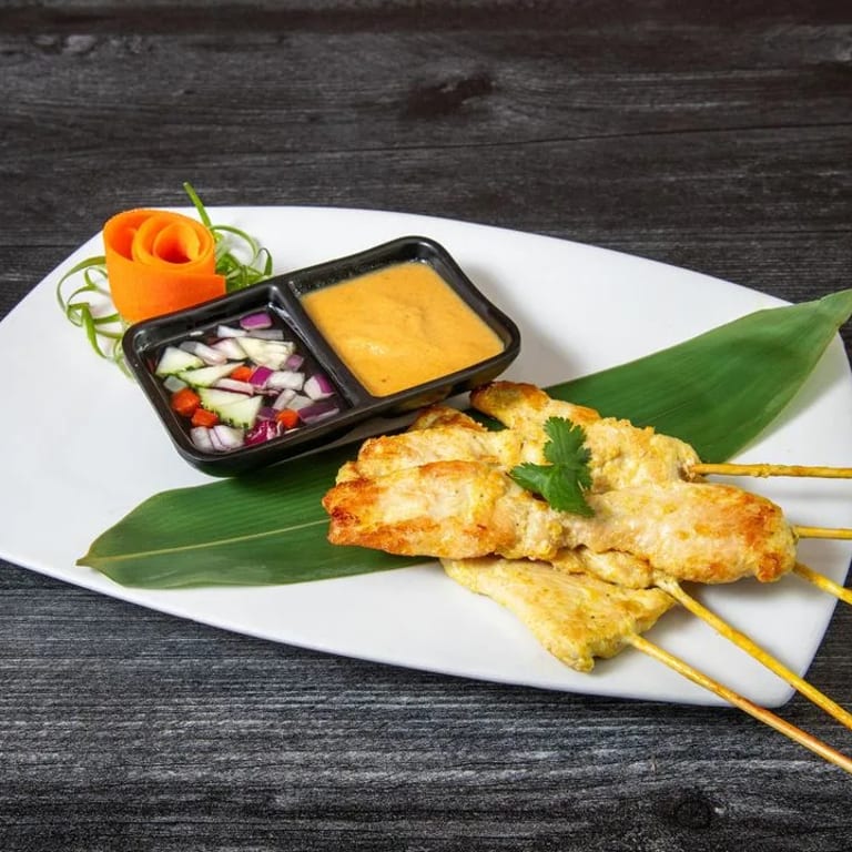 Delicious Green Curry Experience